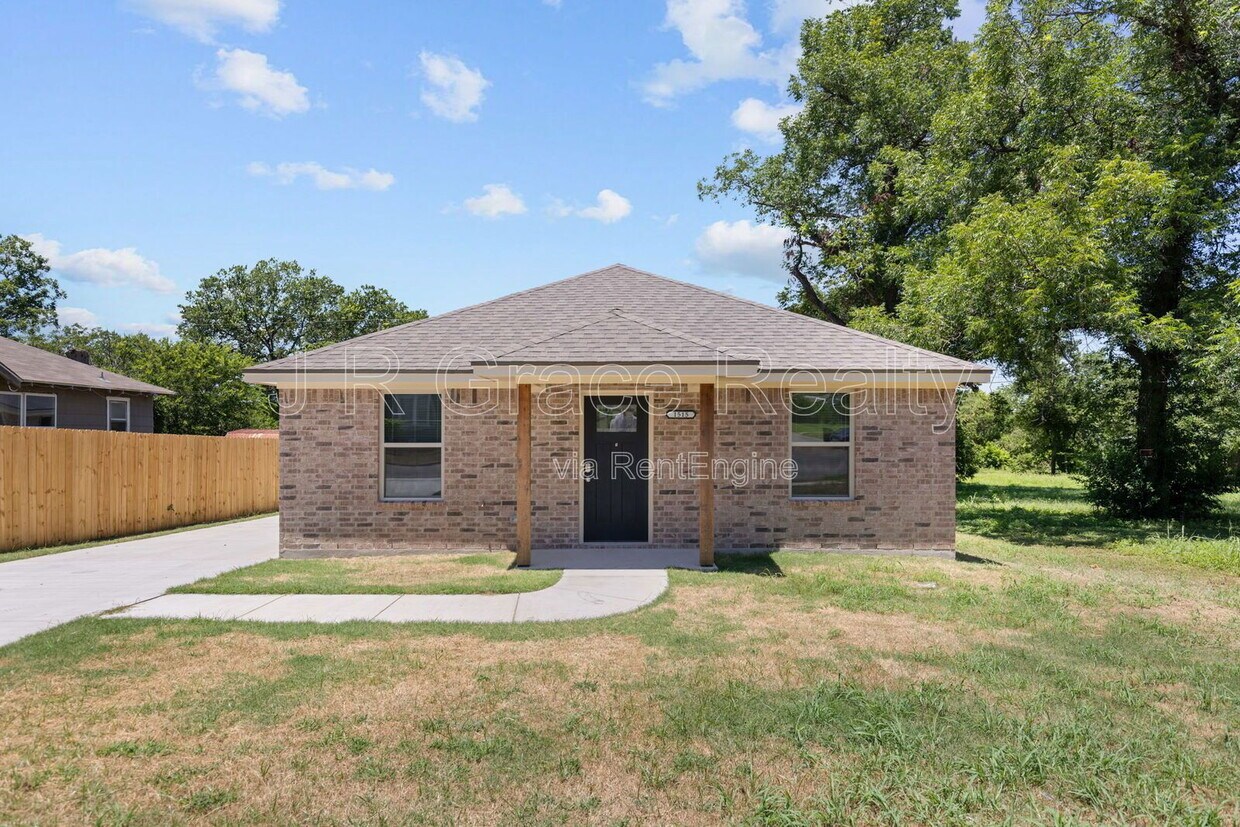 Foto principal - 1515 Trice Ave