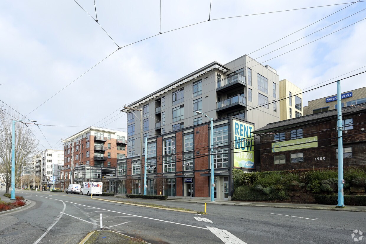 Equinox Apartments Seattle, WA