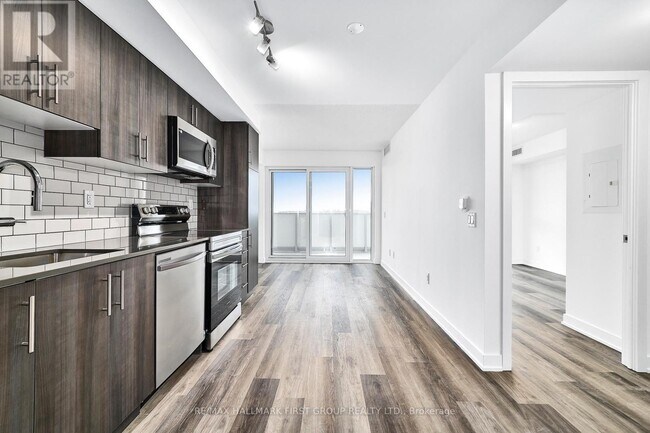 Building Photo - 1010 Sandy Beach Rd