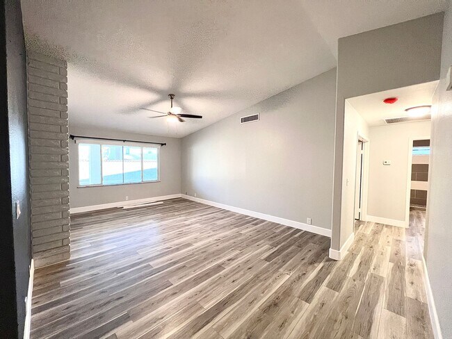Building Photo - Remodeled Home with RV/Boat Parking