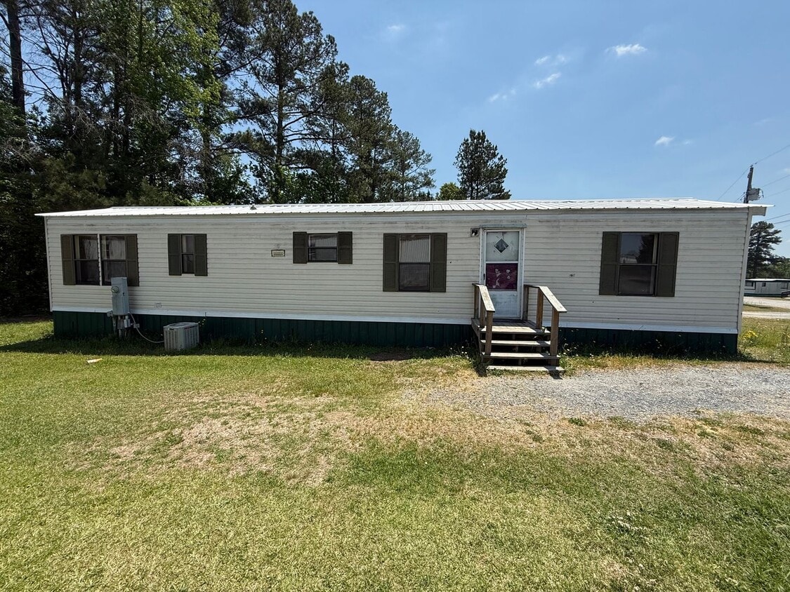 Primary Photo - Two Bedroom Home for Rent