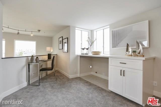 Building Photo - 2 br, 1 bath Condo - 1511 16th St Apt 301