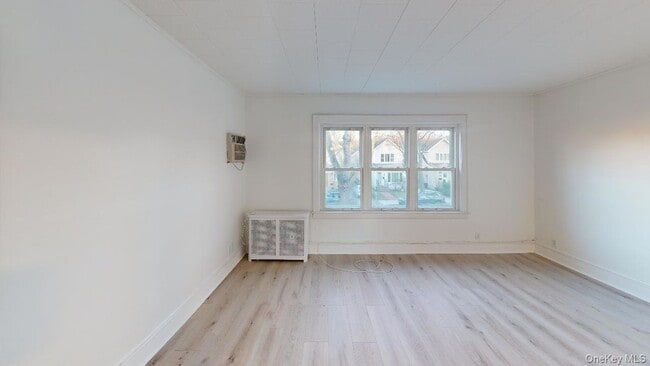 Building Photo - 96-23 72nd Rd