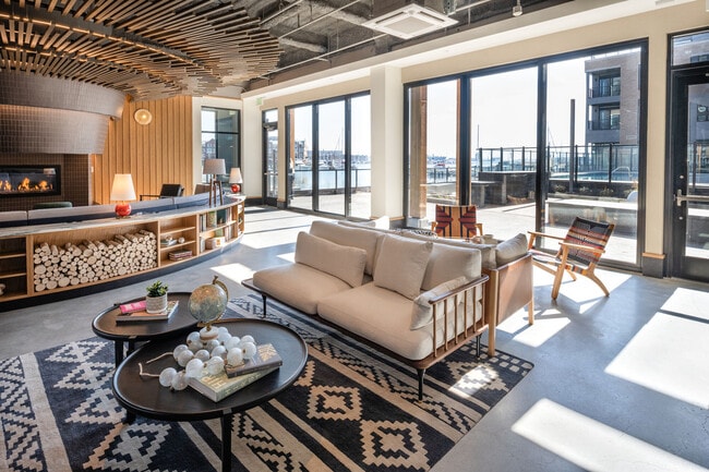 Photo - Elms Fells Point Apartments