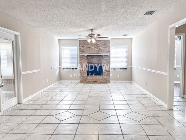 Building Photo - 10932 Putney Ct