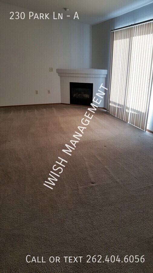 Foto del edificio - 230 Park Ln