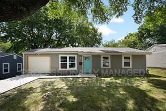 Building Photo - 6405 E 150th St