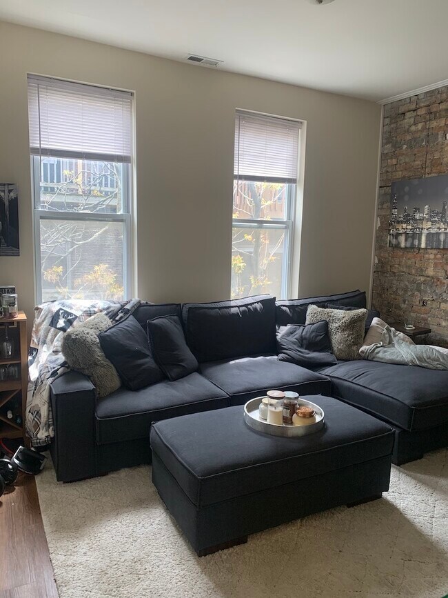 Foto del edificio - 1738 W Huron St