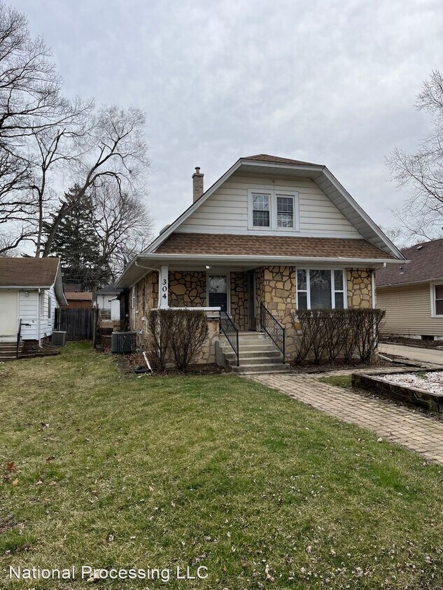 Foto del edificio - 5 br, 4 bath House - 304 Oakview Ave