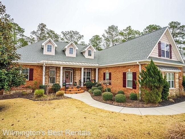 Building Photo - 1007 Evangeline Dr