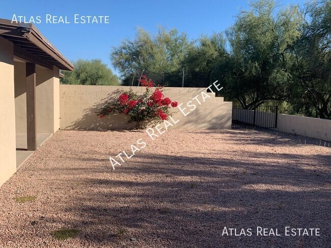 Building Photo - Charming 2 Bed/ 2 Bath located in Fountain...