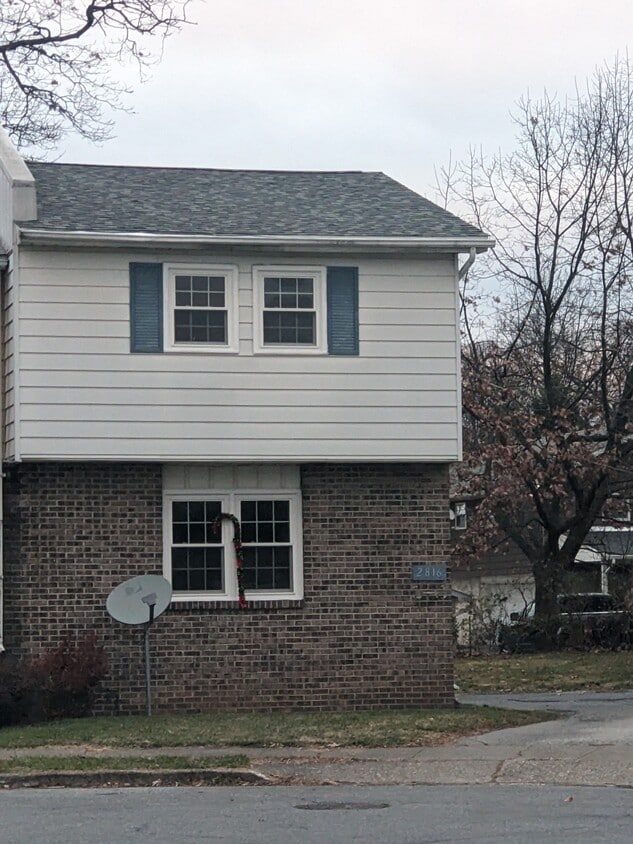 2816 Huron Street, Allentown, PA 18103 Townhome Rentals in Allentown