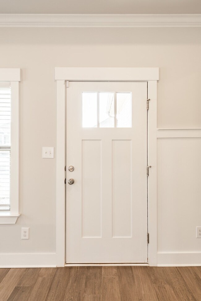 Building Photo - 125 Caspian Ln