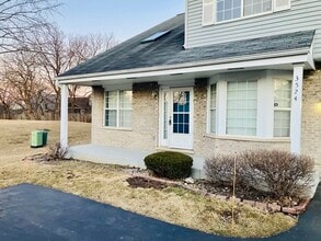 Building Photo - 3524 Willowview Ct