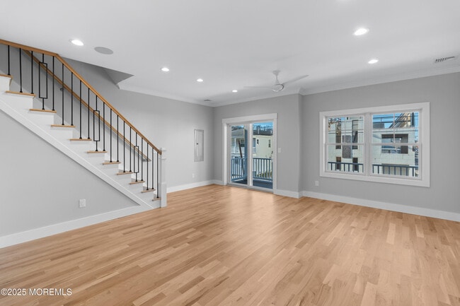 Building Photo - 51 Miller St