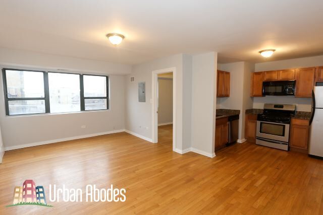 Building Photo - 7616 N Marshfield Ave