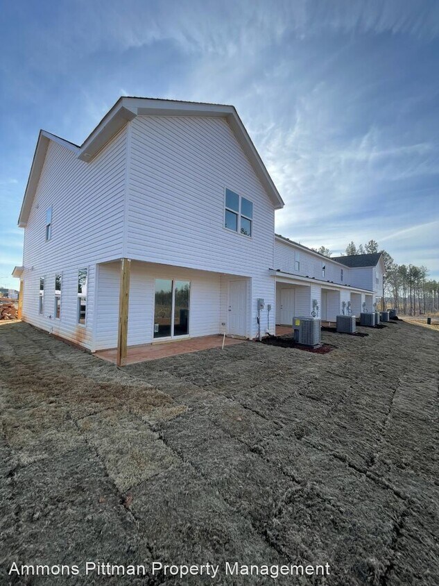 3 br, 2.5 bath House 1110 Peony Lane House Rental in Youngsville, NC