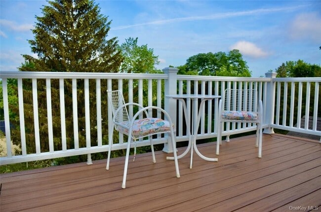 Building Photo - 29 Cedar Ln