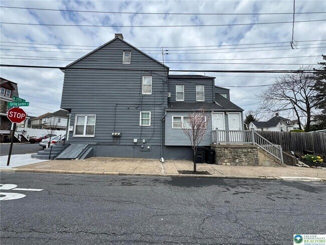 Foto del edificio - 200 N 11th St