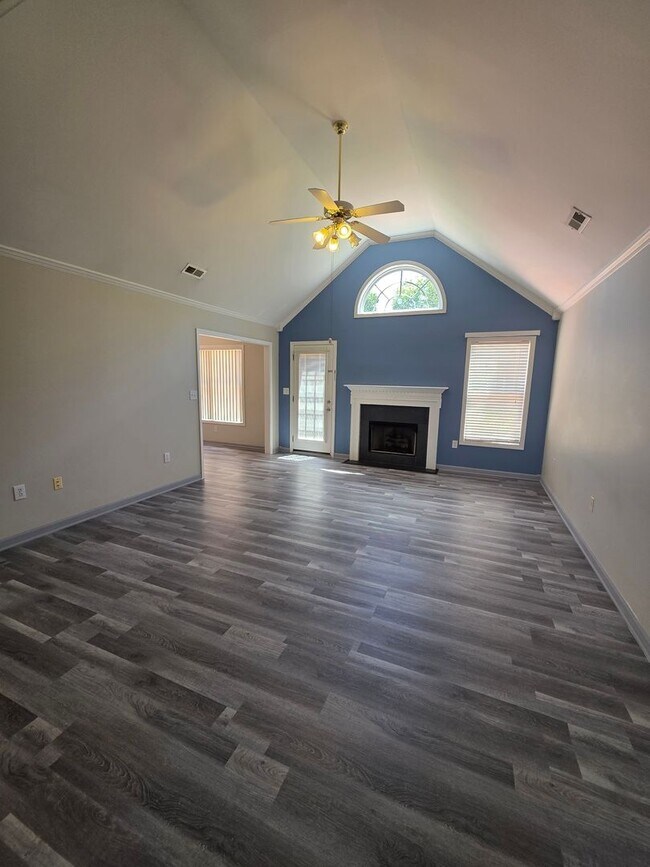 Foto del edificio - 3 Bed, 2 Bath Family Home in Moore, SC