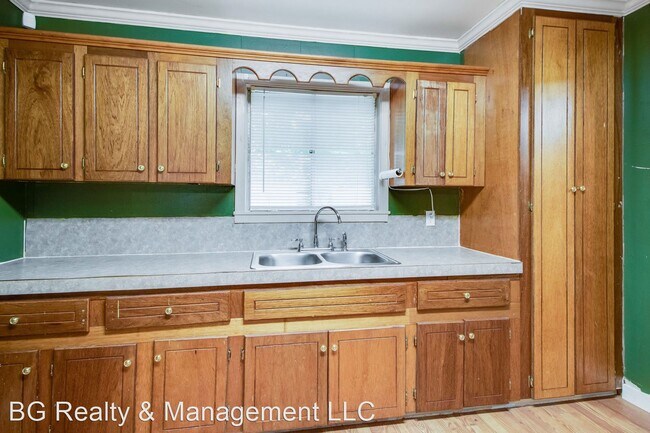 Building Photo - 3 br, 2 bath House - 121 La Rue Rouge