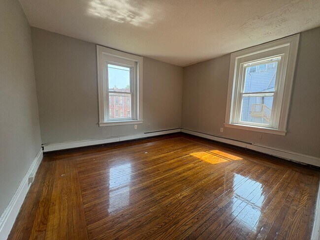 Foto del edificio - 279 Winthrop Ave