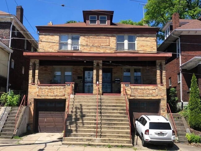 Building Photo - 4360 Murray Ave