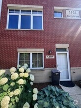 Building Photo - 1193 Grove