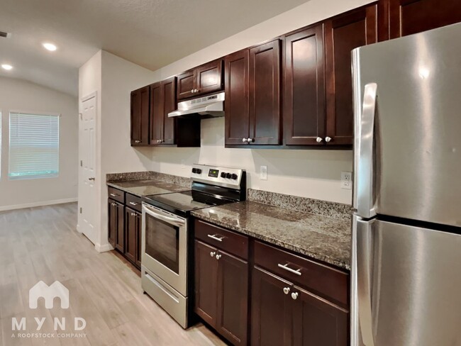 Building Photo - 1555 Tan Tara Trl
