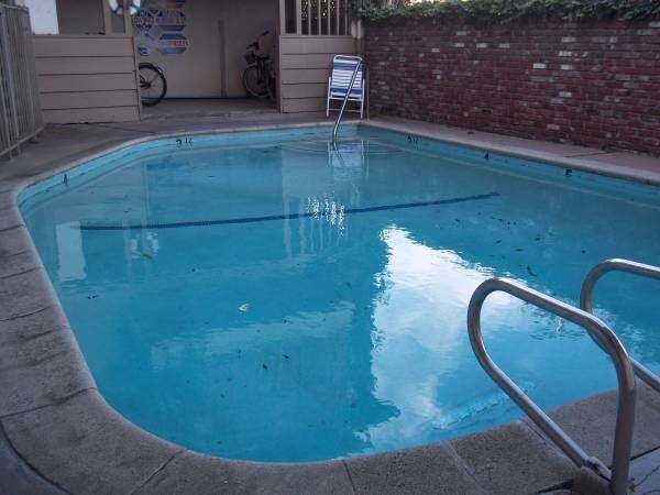 Foto del edificio - 5929 Laurel Canyon Blvd