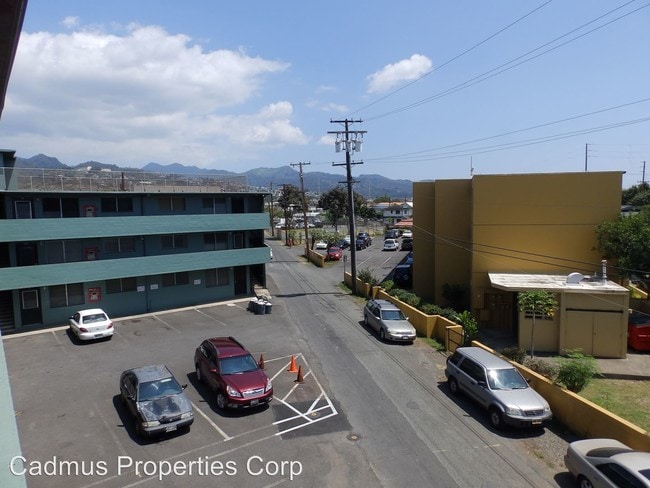 Building Photo - 828 Puuhale Rd