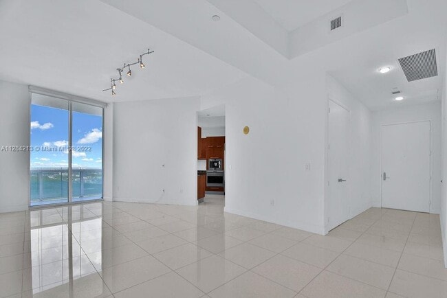 Building Photo - 15901  Collins Ave  3905 Sunny Isles Beach...