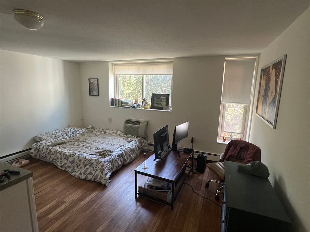Foto principal - 270 Highland Ave