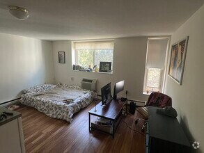 Building Photo - 270 Highland Ave