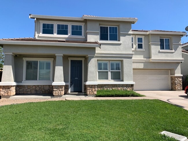 Building Photo - 492 Tilden Cir