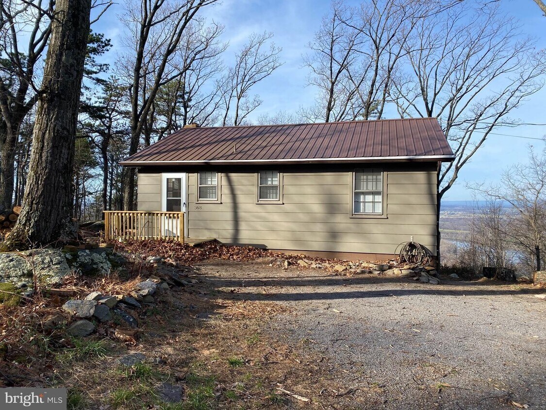 Primary Photo - 368 Vestals Gap Rd