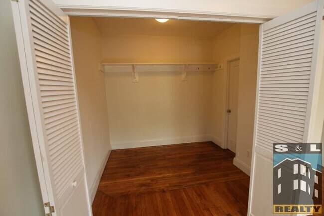 Foto del edificio - bedroom in San Francisco CA 94117
