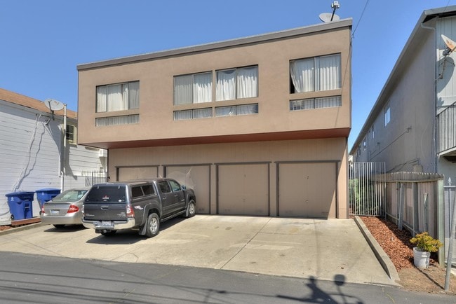 Foto del edificio - 537 Grand Ave