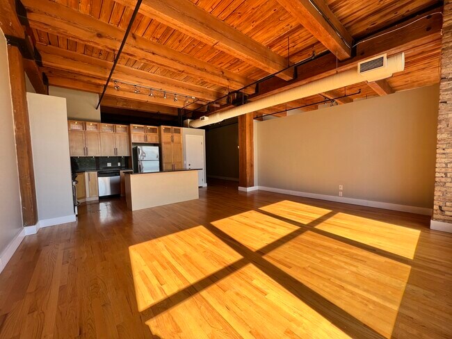 Building Photo - 540 N Lake Shore Dr