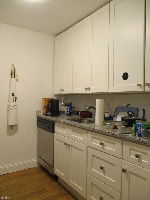 3 br, 1 bath - 780 Columbus Ave # 2D - 3 br, 1 bath  - 780 Columbus Ave # 2D