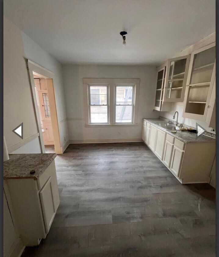 Foto del edificio - 9509 Parkview Ave