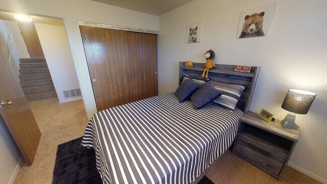 Foto del edificio - 372 Norbeck Ct