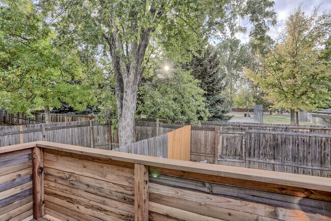 Building Photo - 2823 Stanford Rd