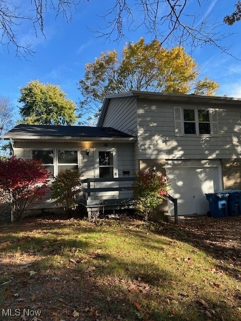 Primary Photo - 829 Randall Dr