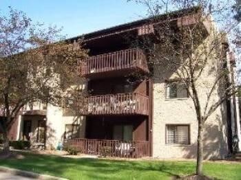 Primary Photo - 1105 E Division St