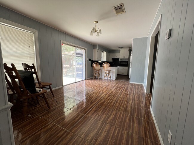 Dining room - 271 W County Road 2140