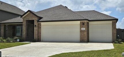 Building Photo - 9515 Meghan Heigts Dr