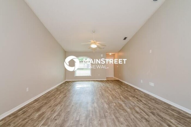 Building Photo - 7527 42nd Ct E