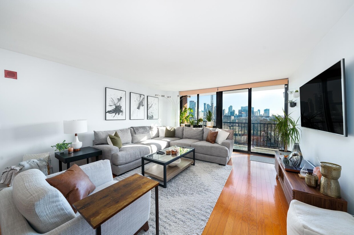 700 Grove St Unit 8L, Jersey City, NJ 07310 Room for Rent in Jersey City, NJ