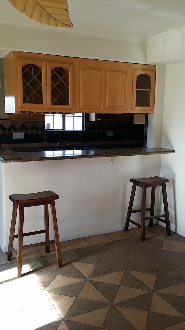 Bar seating plus a dining area - 2222 Barbour Ct